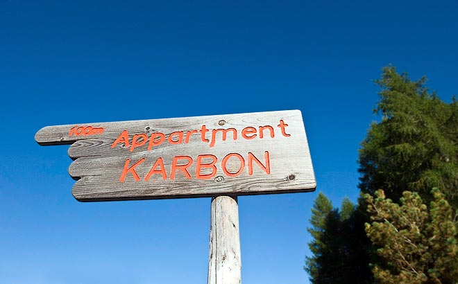 Targa degli Appartamenti Karbon
